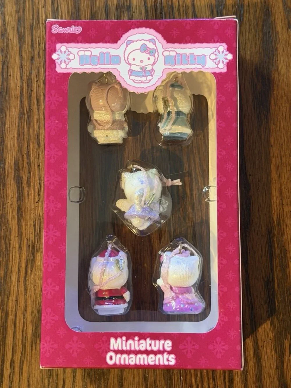 2007 Sanrio‎ HELLO KITTY Miniature Holiday Ornaments Set of 5